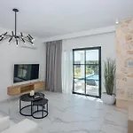 Luz Blanca Rooftop Seaview Agios Leon