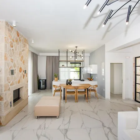 Luz Blanca Rooftop Seaview Άγιος Λέον