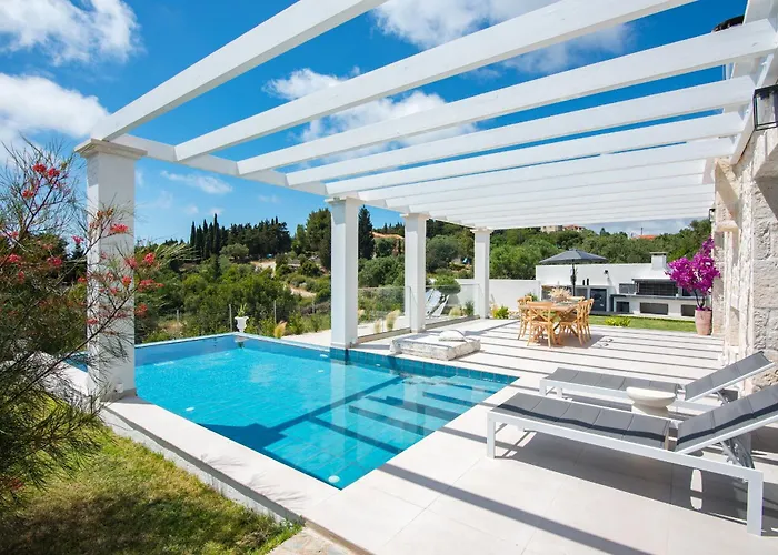 Luz Blanca Rooftop Seaview Vilă