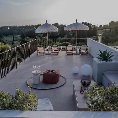 Luz Blanca Rooftop Seaview Villa